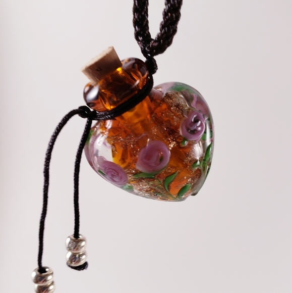 Pendant - Picture 2 of 7